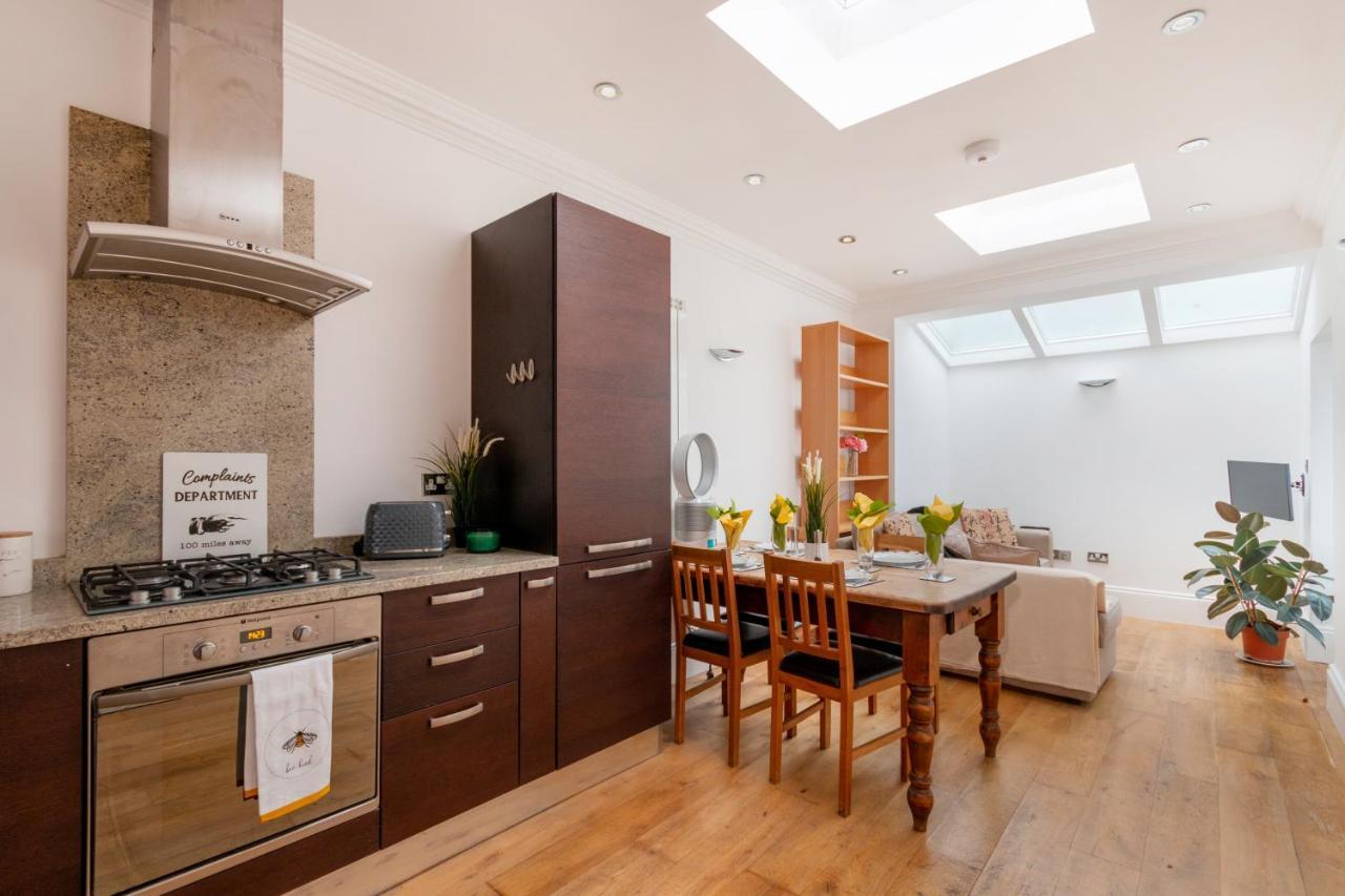 Modern 2 Bed Angel Apartament Londra